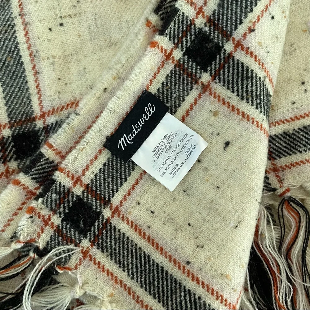 Madewell Knotted Fringe Scarf in Hanstone Plaid